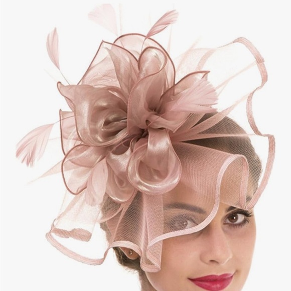 Accessories - Elegant Pink Fascinator Hat